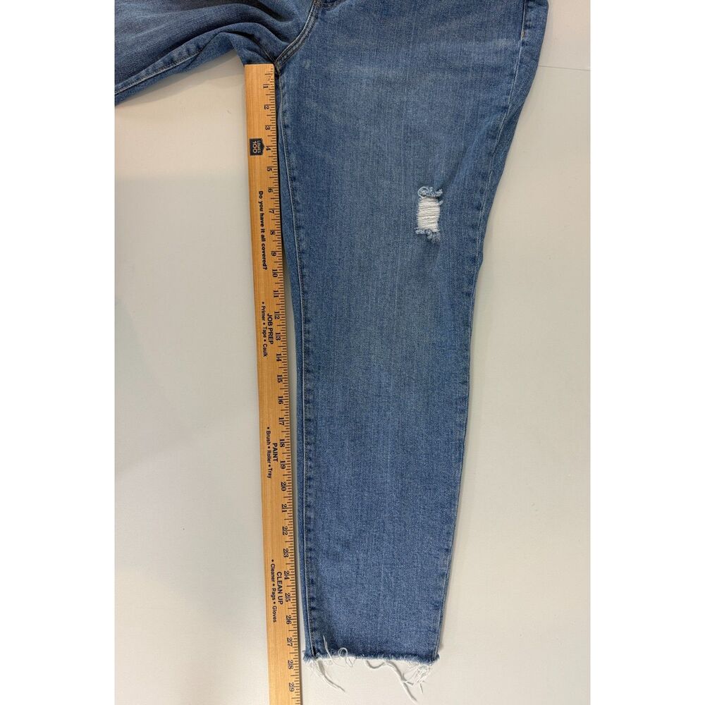 Old Navy Women's High-Rise O.G. Straight Jeans Distressed Frayed Hem Size 16 - Picture 9 of 11